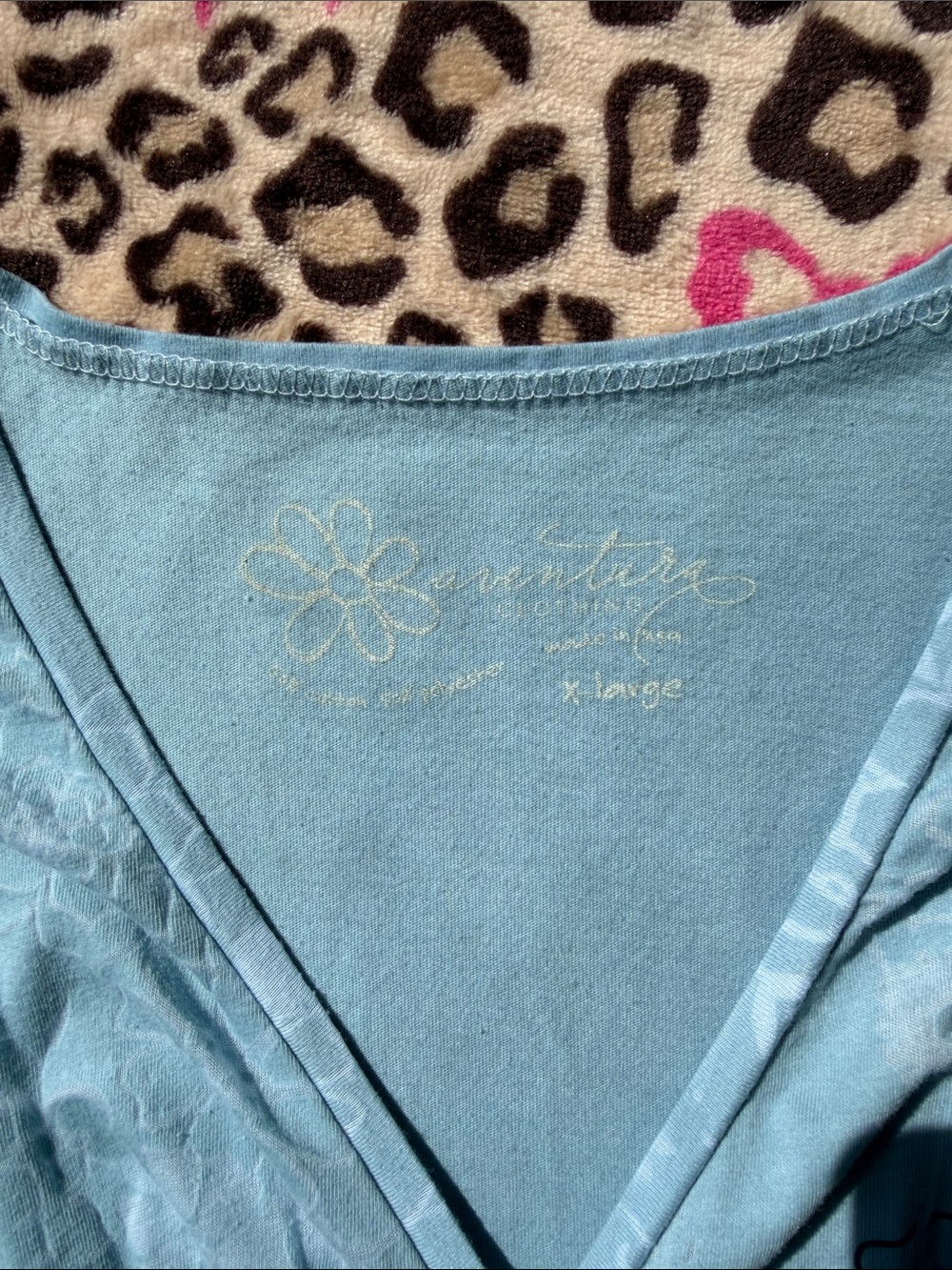 Y2K Light Blue Floral V-Neck Sleeveless Top - Picture 2 of 5